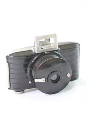 Art Deco Kodak Bullet Camera (1930’s) Designed By Dorwin Teague
